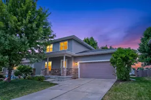 360 S Goldenrod Dr, Sun Prairie, WI 53590 - Photo 2