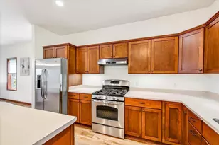 360 S Goldenrod Dr, Sun Prairie, WI 53590 - Photo 20