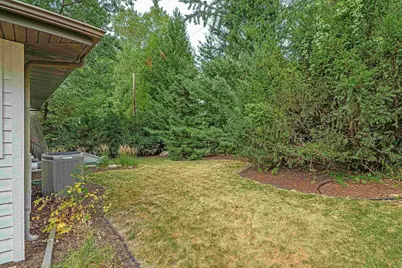 5405 Greenleaf Drive, Madison, WI 53713 - Photo 14