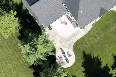 6624 Covered Bridge Trail, Sun Prairie, WI 53590 - Photo 2