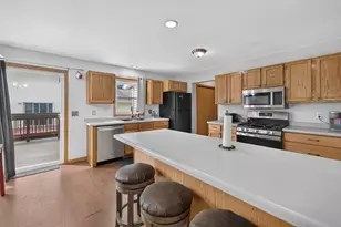 104 Woodview Dr, Cottage Grove, WI 53527 - Photo 10