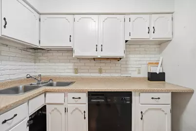 2202 Post Road, Madison, WI 53713 - Photo 10