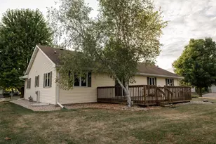 752 Westlawn Dr, Cottage Grove, WI 53527 - Photo 38