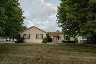 752 Westlawn Dr, Cottage Grove, WI 53527 - Photo 44