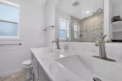 716 Holy Cross Way, Madison, WI 53704 - Photo 22