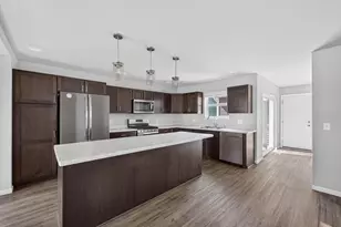 5852 Tranquility Trl, Madison, WI 53718 - Photo 8