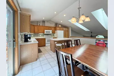 1063 N Thompson Road, Sun Prairie, WI 53590 - Photo 18