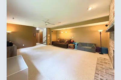 1063 N Thompson Road, Sun Prairie, WI 53590 - Photo 38
