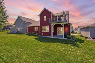 1817 Red Fern Ln, Madison, WI 53718 - Photo 2