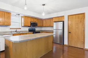 710 North Star Dr, Madison, WI 53718 - Photo 6