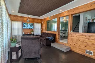 48670 Petersburg Ln, Gays Mills, WI 54631 - Photo 6