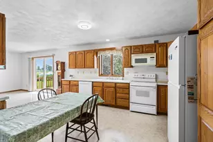 W13282 Carter Rd, Ripon, WI 54971 - Photo 8
