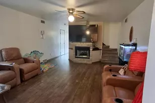 806 N Thompson Dr, Madison, WI 53704 - Photo 6