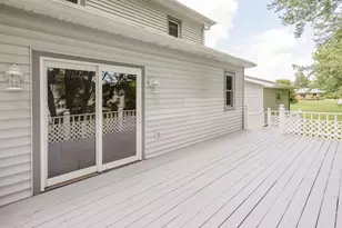 607 Dodge St, Mineral Point, WI 53565 - Photo 24