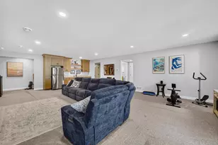 6727 Bellflower Pointe Dr, DeForest, WI 53532 - Photo 44