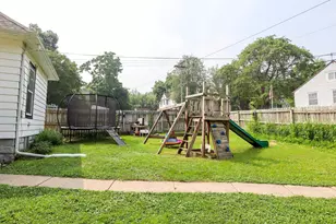 203 10th St, Baraboo, WI 53913 - Photo 30