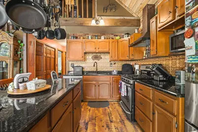 W7911 Territorial Road, Delavan, WI 53115 - Photo 6