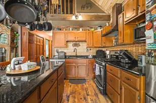 W7911 Territorial Rd, Delavan, WI 53115 - Photo 6