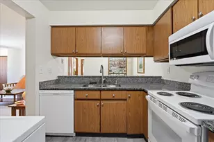 205 Whispering Pines Way, Fitchburg, WI 53713 - Photo 8