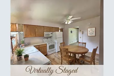 4509 Bunker Hill Lane, Madison, WI 53704 - Photo 10