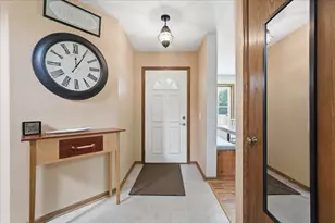 416 Stoneridge Terrace, DeForest, WI 53532 - Photo 4
