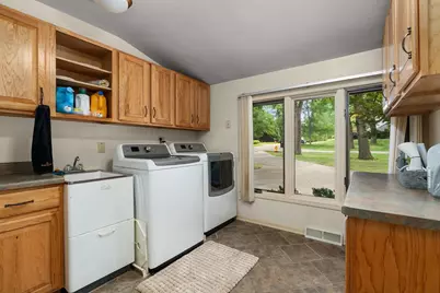 1750 E Ridge Road, Beloit, WI 53511 - Photo 38