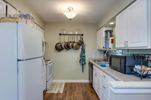 6628 Offshore Dr, Madison, WI 53705 - Photo 8