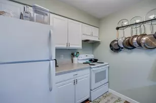 6628 Offshore Dr, Madison, WI 53705 - Photo 10
