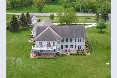 410 W Elroy Street, Elroy, WI 53929 - Photo 2