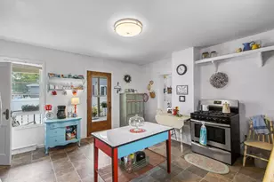 709 W Edgewater St, Portage, WI 53901 - Photo 16