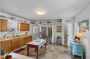 709 W Edgewater St, Portage, WI 53901 - Photo 14
