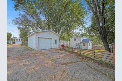 427 E Cook Street, Portage, WI 53901 - Photo 36