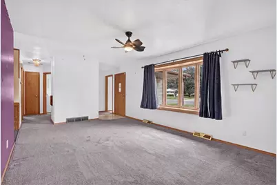 4 S Wright Road, Janesville, WI 53546 - Photo 8