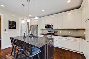 912 Pebblebrook Dr, Waunakee, WI 53593 - Photo 10