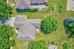 912 Pebblebrook Dr, Waunakee, WI 53593 - Photo 80