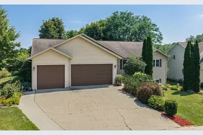1106 20th Street, Baraboo, WI 53913 - Photo 2