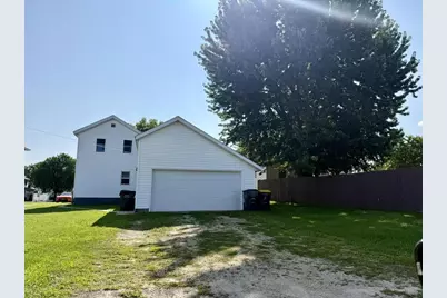 329 Hollister Avenue, Tomah, WI 54660 - Photo 8