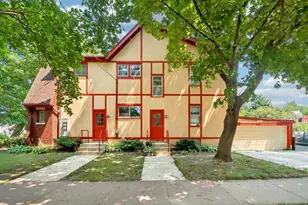 637 W Lakeside St, Madison, WI 53715 - Photo 2