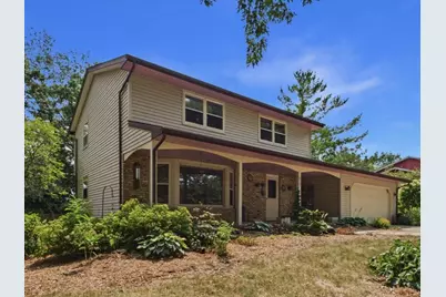 6909 Colony Drive, Madison, WI 53717 - Photo 2