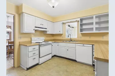 6909 Colony Drive, Madison, WI 53717 - Photo 16
