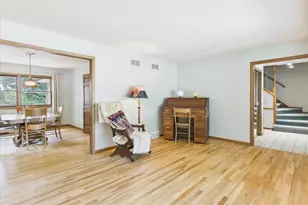 6909 Colony Dr, Madison, WI 53717 - Photo 10
