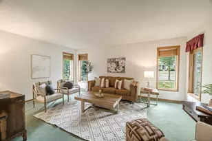 321 Sauk Creek Dr, Madison, WI 53717 - Photo 2