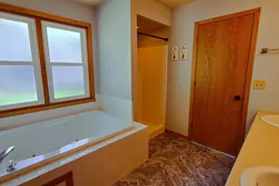 12140 Paisley Dr, Loves Park, IL 61111 - Photo 38