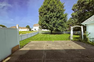 12140 Paisley Dr, Loves Park, IL 61111 - Photo 4
