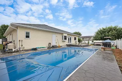 700 Paradise Drive, Stoughton, WI 53589 - Photo 32
