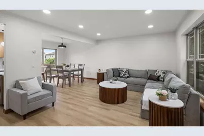 7026 Heather Glen Drive, Madison, WI 53719 - Photo 6
