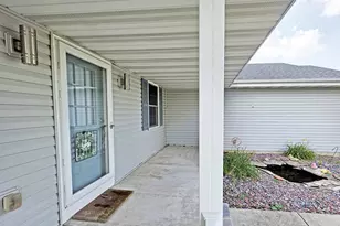 4633 Overlook Dr, Milton, WI 53563 - Photo 6