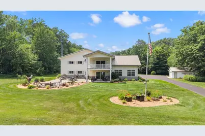 E6789 Loop Road, Reedsburg, WI 53959 - Photo 12