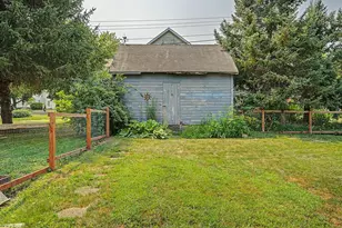 819 1st St, New Glarus, WI 53574 - Photo 38