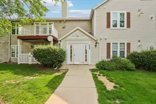 809 Harbor House Dr, Madison, WI 53719 - Photo 1